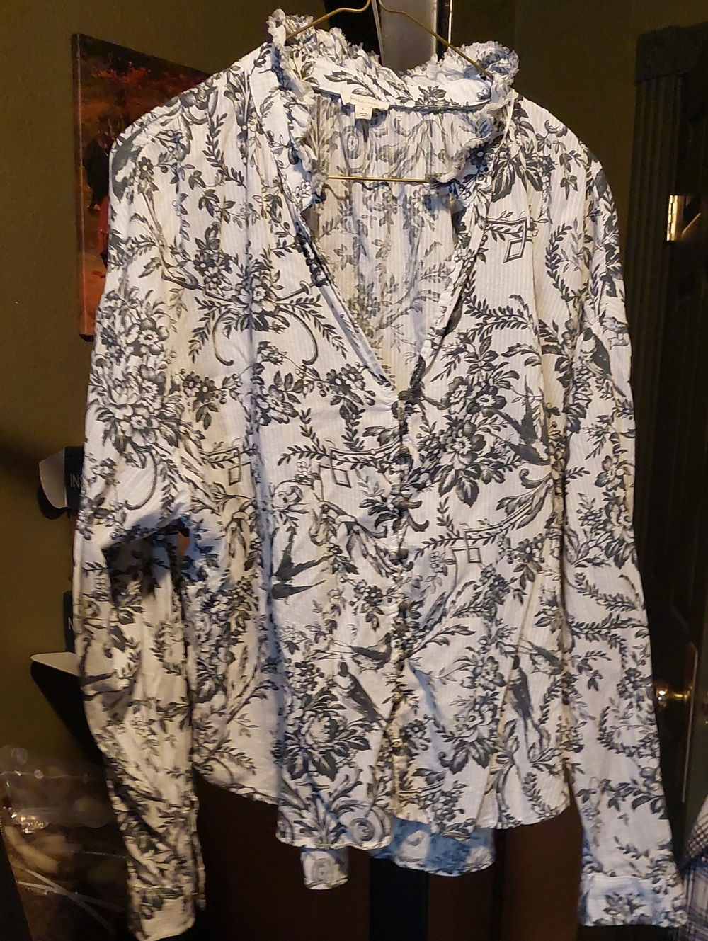 Long Sleeve Toille Print Shirt